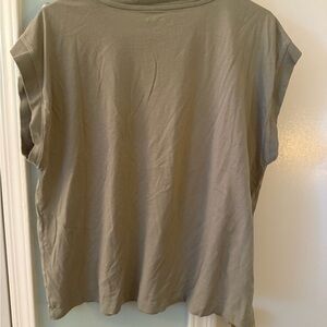 LOFT Olive Green Muscle Tee for Women